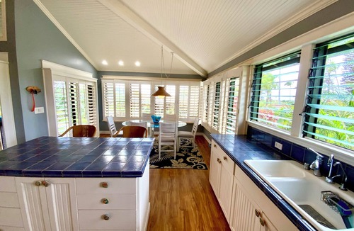 Kaanapali Cottage | CLASSIC HAWAIIAN COTTAGE