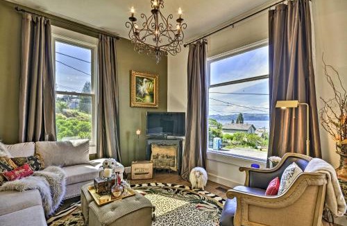 Astoria House | Classic Hillside Astoria Home with Gorge Views!