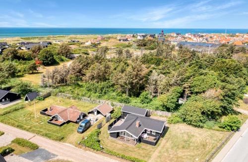 Lokken Villa | Classic Holiday Home As In The Old Days