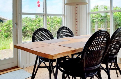 Skagen House | Classic Holiday Home in Skagen with Terrace