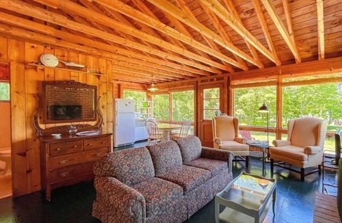 Saint George Cabin | Classic home overlooking the St. George River with deck & great views