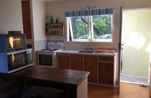 Leigh House | Classic Kiwiana bach