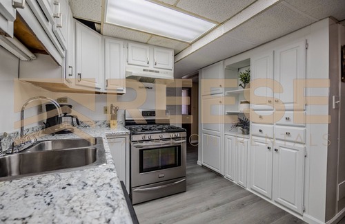 Lake Ozark House | Classic Lakeside Home