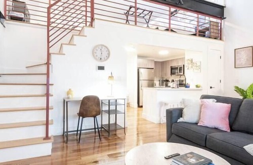 East Orange Apartment | Classic Loft King Bed 30 min NYC