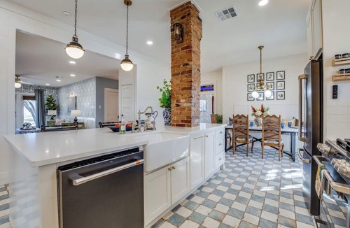 Rockwall House | Classic Meets Modern | Rockwall Stay with Massive Yard for Events