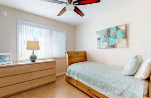 Silver Spur Ranch House | Classic Mid-Century Modern Home