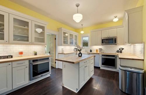Mann House | Classic&Modern 4BR Home @Seattle | Ping Pong & BBQ