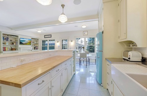Upper Montclair House | Classic Montclair Colonial · 5BR/4BA · FIFA World Cup 2026 Home Base