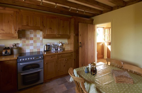 Little Marcle House | Classic Oak Frame Cottage - beautiful views