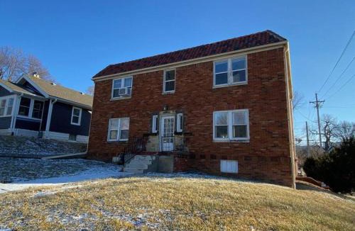 Joslyn Castle Apartment | Classic on Wakeley