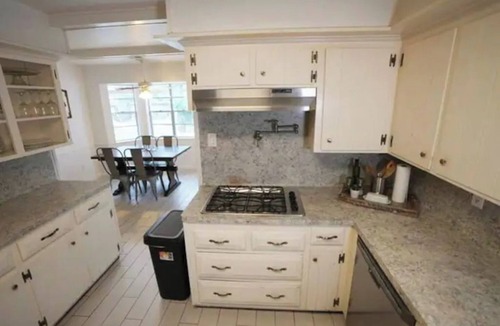 Houston House | Classic&Peaceful