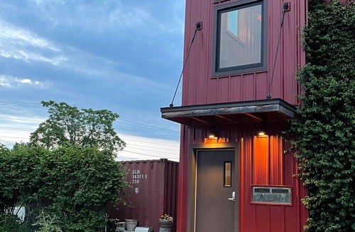 Benton Harbor Apartment | Classic Pied a Terre