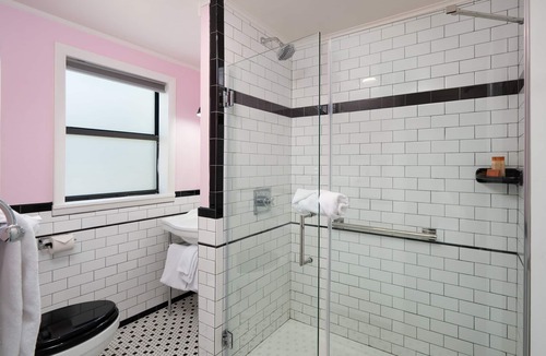 Bozeman Hotel | Classic Retro Motel in Bozeman