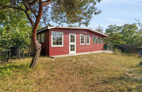 Boderne House | Classic summer cottage by a fantastic beach