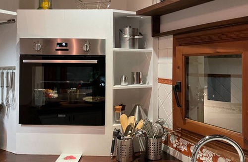 Altea House | Classic town house in historical Casco Antiguo