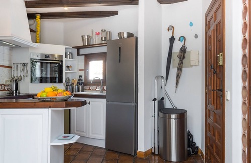 Altea House | Classic town house in historical Casco Antiguo