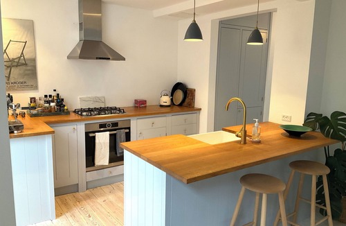 Osterbro House | Classic townhouse near beach, park and metro