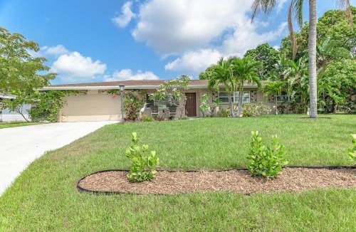 Southgate House | Classic Tropical Florida Escape with Heated Pool