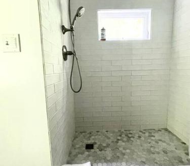 Peru House | Classic VT Aframe - Minutes to Mountains