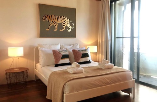 Teneriffe Apartment | Classic Woolstore Apartment in Teneriffe