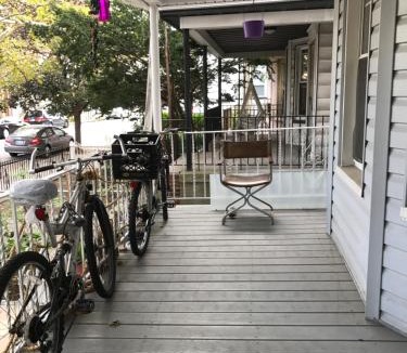 Homecrest House | CLASSICAL AMERICAN Homestay HOUSE