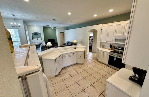 Highlands Reserve House | Classically Elegant 4 Bed Pool Home on Golfing Community