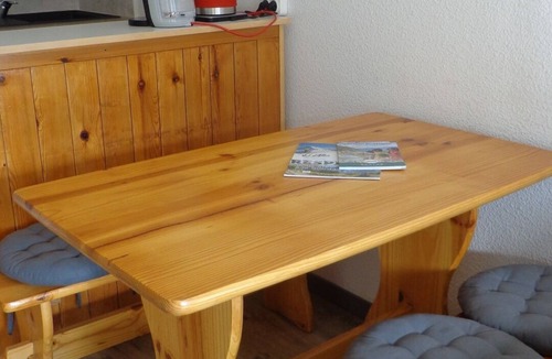 Allos Apartment | Classified studio with balcony, mountain view