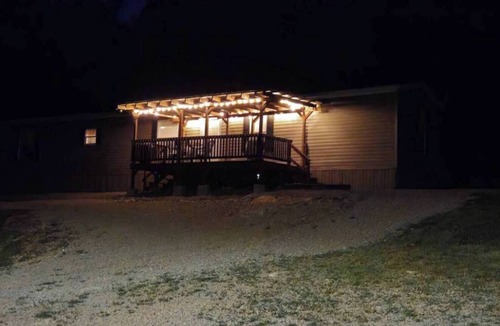 Elizabeth Apartment | Classy 3 Bed home w/pool access - Moose Cabin