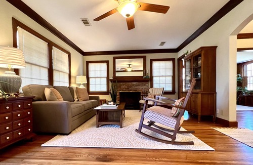 Tulsa House | Classy home w/deck & fenced yard only 2 blocks from the fairgrounds!