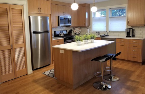 Fairhaven Condo | CLASSY, MODERN FAIRHAVEN CONDO WITH GARAGE & EVSE. JUST STEPS TO EVERYTHING!
