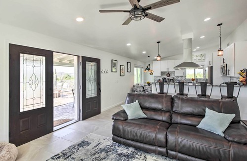 Tucson House | Classy Tucson Escape w/Fire Pit on 5 Acres!