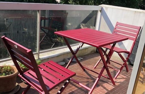 Fontainebleau Apartment | Classy unit in Fontainebleau