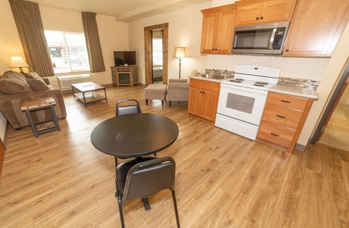 Clatskanie Hotel | Clatskanie River Inn