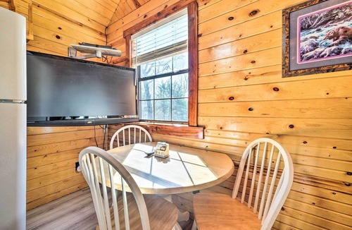 Clayton Cabin | Clayton Cabin Rental Near Sardis Lake!