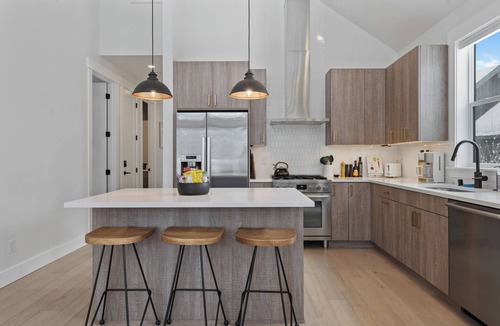 Roslyn House | Cle Elum - Forest Views, Fire Pit & BBQ