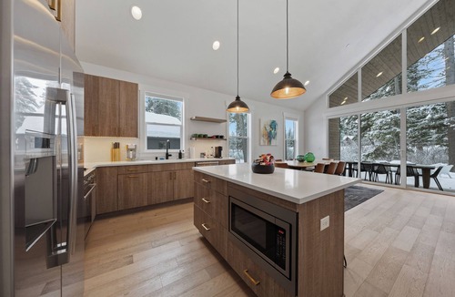 Roslyn House | Cle Elum - Forest Views, Fire Pit & BBQ