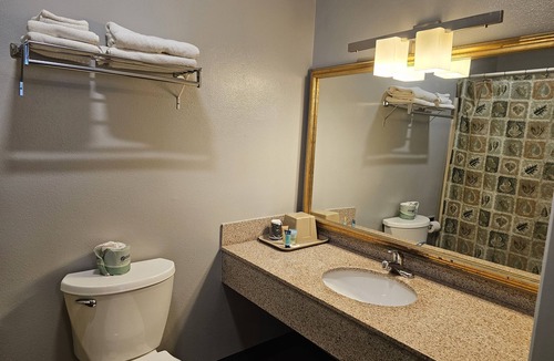 Cle Elum Hotel | Cle Elum Travelers Inn