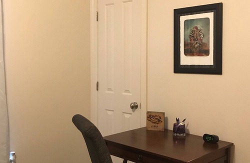 Highlands - Perkins Condo | Clean and Comfortable Townhome 1.6 miles from LSU and downtown Baton Rouge