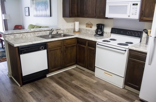 Conway House | CLEAN AND COMFY Conway TownHome!