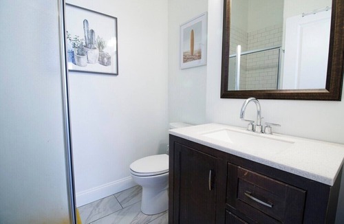 Highland Park Apartment | Clean and Comfy Private Room in Shared Apt