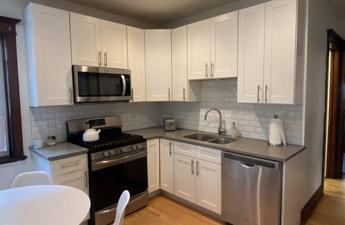 Forest Park Apartment | Clean and Comfy Updated Apt in Convenient Location