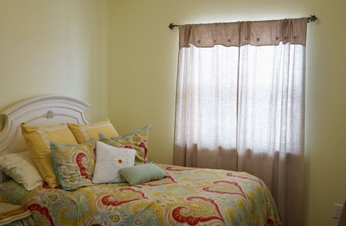 Weatherford House | Clean and cozy farmhouse