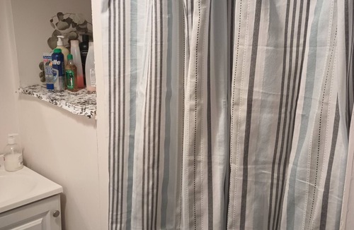 Queens House | Clean and cozy