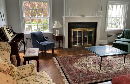 White Plains House | Clean and spacious home