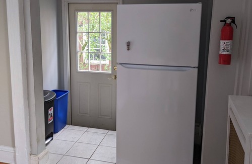 Hopewell Apartment | Clean and