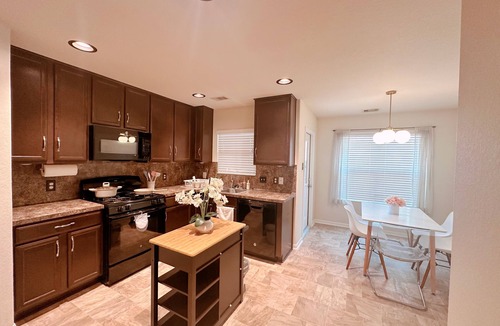 Cypress House | Clean & Calm 3BR Home Near Houston Premium Outlets