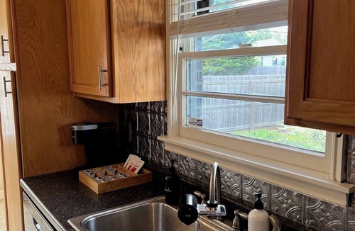 Tulsa House | Clean & Charming 2-bedroom house in Midtown Tulsa