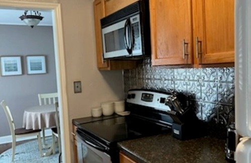 Tulsa House | Clean & Charming 2-bedroom house in Midtown Tulsa