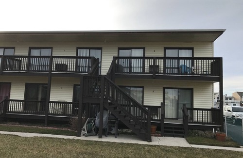 Ocean City Condo | Clean, Comfortable 2 bedroom condo on bayside. Pool, Wifi