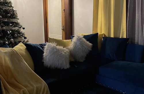 Hartford Apartment | Clean, Comfy and Spacious Bedroom